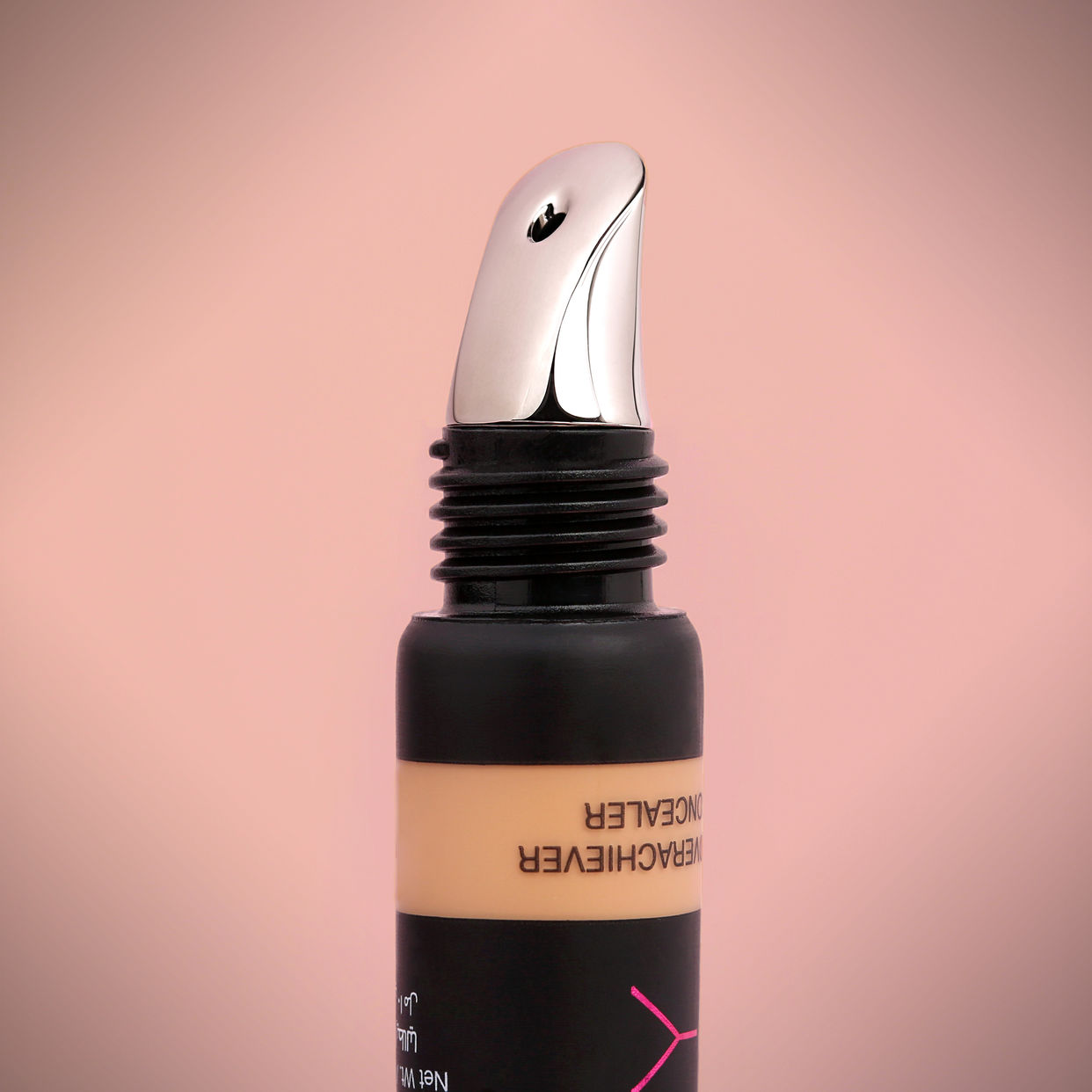 Huda Beauty The Overachiever Concealer Coconut Flakes 10N